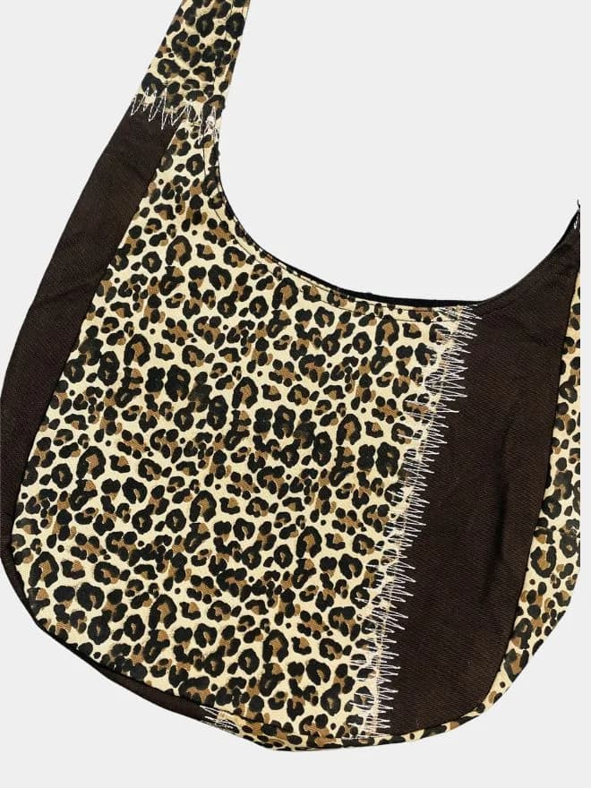 Leo Sling Bag alternate
